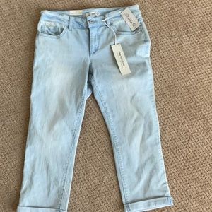 Light Wash Crop Jeans Size 6